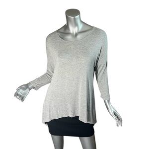 Misia Heather Grey Women’s Medium High Low Soft Stretchy Top 3/4 Sleeve Shirt